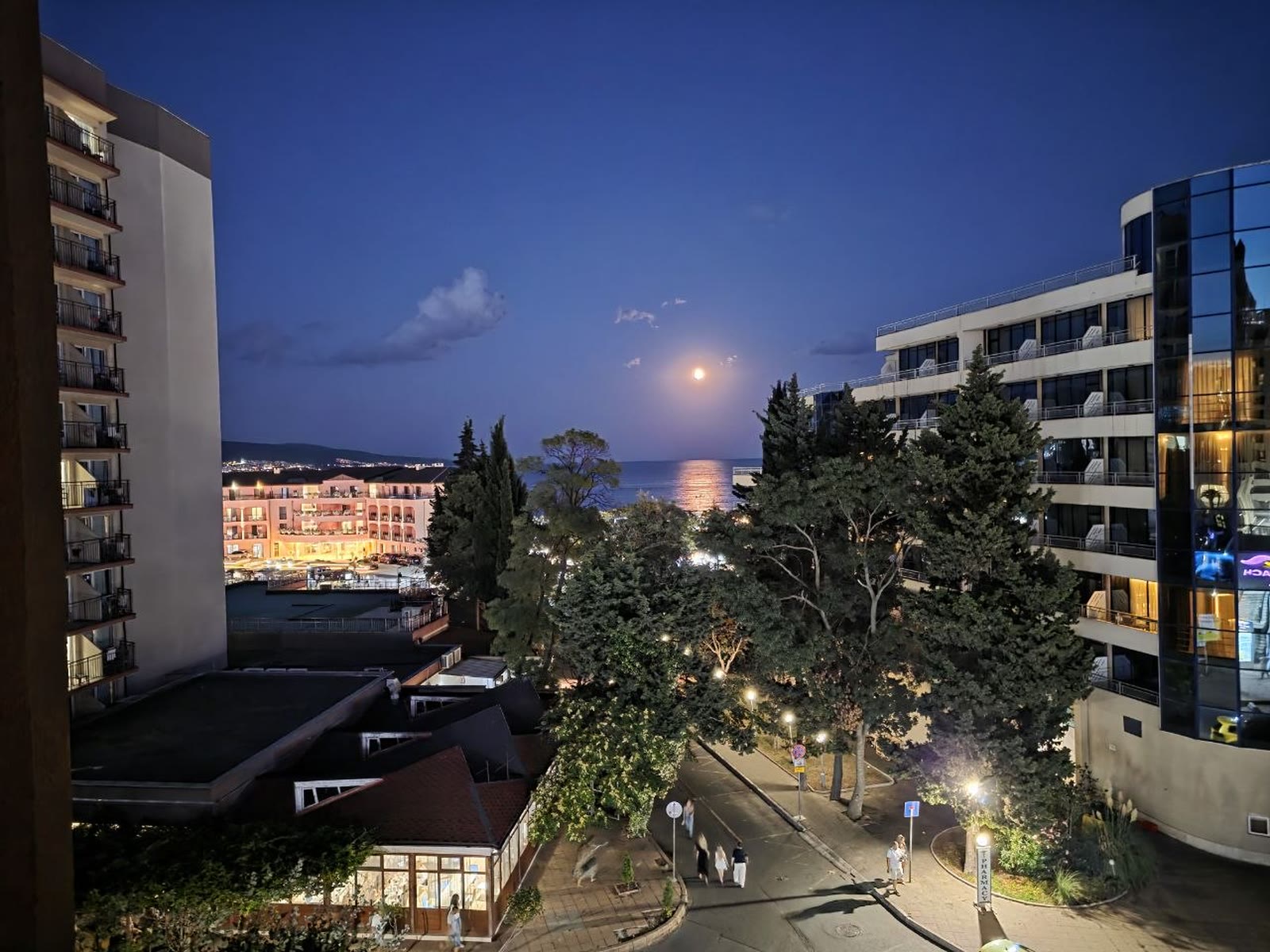 Moonrise over the bay, seen from the Sunrise Corner balcony